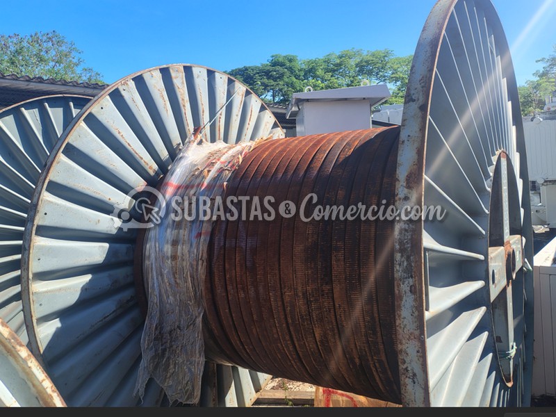 Chatarra de cable de cobre en carretes aprox: 20.000 Kg